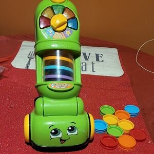 Green Pick Up & Count Vacuum Toy